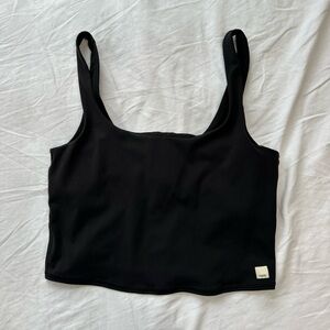 Vuori Tank Top in Size L